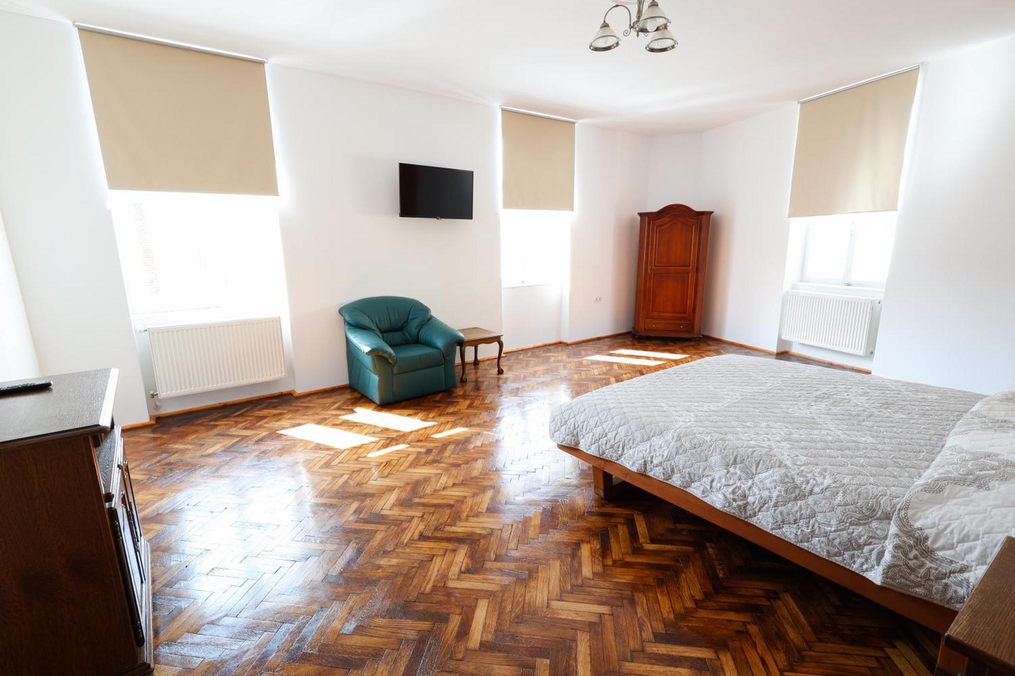 Floasiu Residence Guesthouse Sibiu Exterior photo